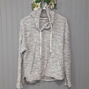 American Eagle Outfitters Sweater Hoodie